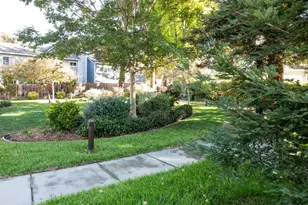 126 Danbury Ln, Redwood City, CA 94061 - Photo 31