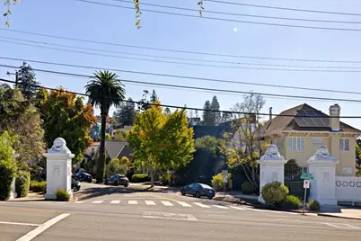 6007 Rockridge Blvd, Oakland, CA 94618 - Photo 3