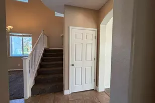 13205 Waterway Dr, Waterford, CA 95386 - Photo 17