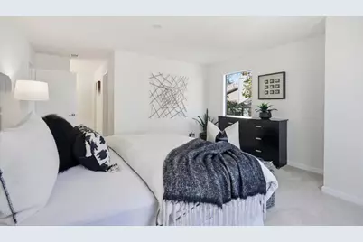3833 Panda Dr, San Jose, CA 95117 - Photo 17