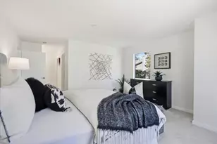 3833 Panda Dr, San Jose, CA 95117 - Photo 17