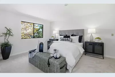 3833 Panda Dr, San Jose, CA 95117 - Photo 15