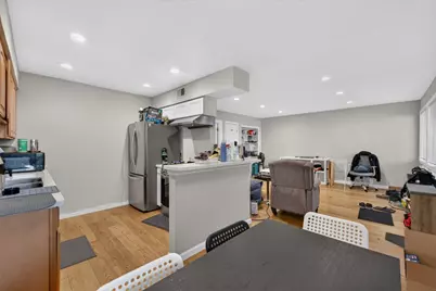 3001 Los Prados St 104, San Mateo, CA 94403 - Photo 7