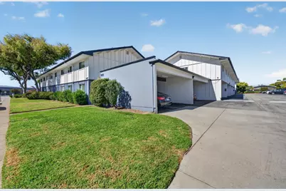 3001 Los Prados St 104, San Mateo, CA 94403 - Photo 21