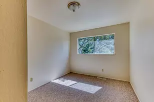 32 Carlton Dr, Del Rey Oaks, CA 93940 - Photo 17