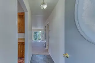 32 Carlton Dr, Del Rey Oaks, CA 93940 - Photo 3