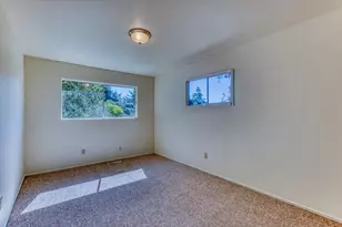 32 Carlton Dr, Del Rey Oaks, CA 93940 - Photo 15