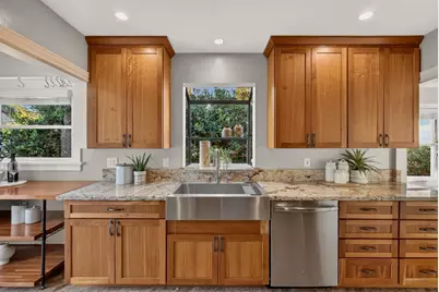 1415 Hanchett Ave, San Jose, CA 95126 - Photo 17