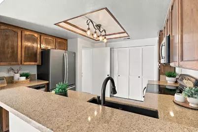 4847 Lago Vista Cir, San Jose, CA 95129 - Photo 7