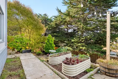 388 Beaumont Blvd, Pacifica, CA 94044 - Photo 17