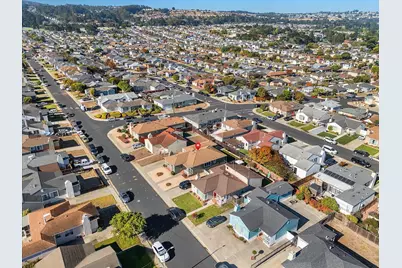 138 Rockwood Dr, South San Francisco, CA 94080 - Photo 55