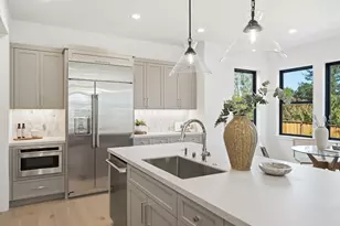 881 Vista Dr, Redwood City, CA 94062 - Photo 21