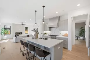 881 Vista Dr, Redwood City, CA 94062 - Photo 17