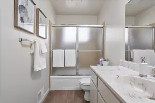 911 Madison Ave, Redwood City, CA 94061 - Photo 25