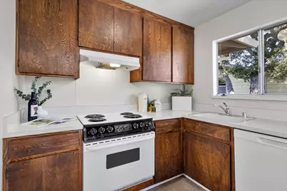 911 Madison Ave, Redwood City, CA 94061 - Photo 15