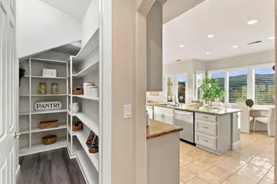 5337 Canyon Hills Ln, San Jose, CA 95138 - Photo 17
