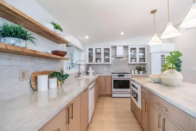1181 Blazingwood Dr, Sunnyvale, CA 94089 - Photo 17