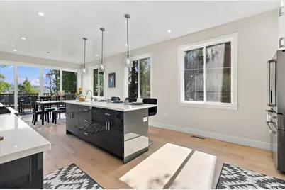 38 Miraflores Ave, San Rafael, CA 94901 - Photo 11