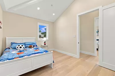 38 Miraflores Ave, San Rafael, CA 94901 - Photo 23