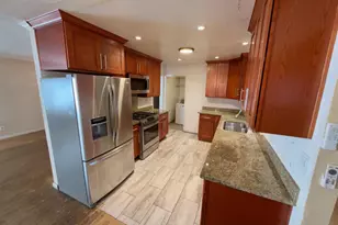 1427 76th Ave, Oakland, CA 94621 - Photo 7