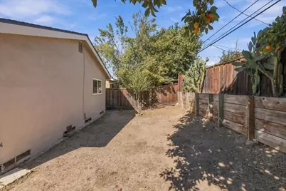 2068 Palm Beach Way, San Jose, CA 95122 - Photo 23