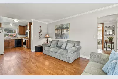 1701 Mantelli Dr, Gilroy, CA 95020 - Photo 13