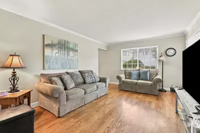 1701 Mantelli Dr, Gilroy, CA 95020 - Photo 11