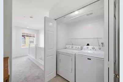 105 Sydney Ln, Redwood City, CA 94063 - Photo 25