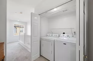 105 Sydney Ln, Redwood City, CA 94063 - Photo 25