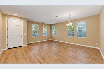 4160 Tahama Ln, Turlock, CA 95382 - Photo 11