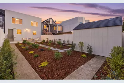 422 Vienna St, San Francisco, CA 94112 - Photo 27