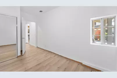 1402 Darwin Ct, San Jose, CA 95122 - Photo 19