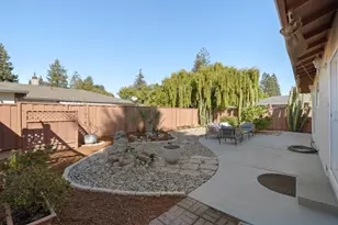 704 Borello Way, Mountain View, CA 94041 - Photo 17