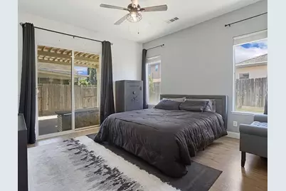5239 Sire Ct, Riverbank, CA 95367 - Photo 9