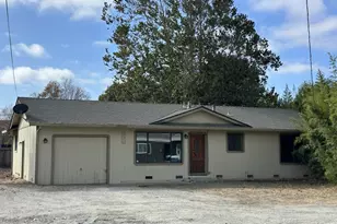 921 Nash Rd, Hollister, CA 95023 - Photo 1