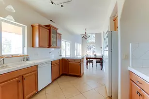 20392 Panoche Rd, Paicines, CA 95043 - Photo 9