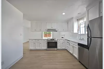 515 N Santa Monica St, Los Banos, CA 93635 - Photo 5
