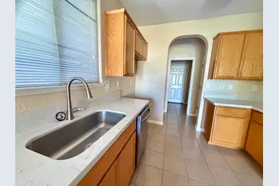 5487 Cooper Ct, Riverbank, CA 95367 - Photo 5