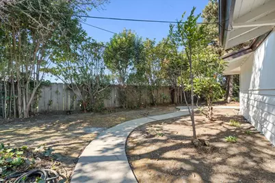 21 San Fernando Cir, Salinas, CA 93901 - Photo 33