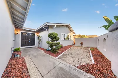 2729 Los Altos Dr, San Jose, CA 95121 - Photo 5