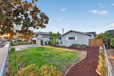 2729 Los Altos Dr, San Jose, CA 95121 - Photo 9