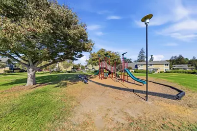938 Summerside Dr B, San Jose, CA 95122 - Photo 33