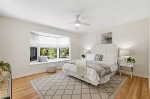 21905 Meadowview Ln, Cupertino, CA 95014 - Photo 17