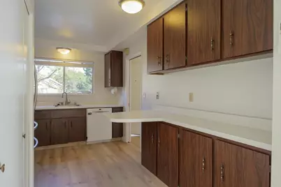 186 Truckee Ln, San Jose, CA 95136 - Photo 9