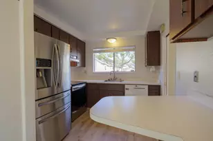 186 Truckee Ln, San Jose, CA 95136 - Photo 7
