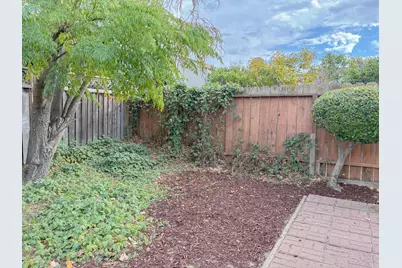 822 Sunnyarbor Ct, Campbell, CA 95008 - Photo 17