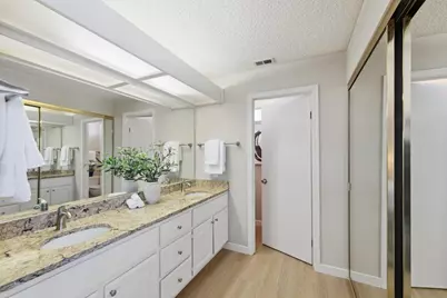 3493 Heritage Oaks Dr, San Jose, CA 95148 - Photo 17