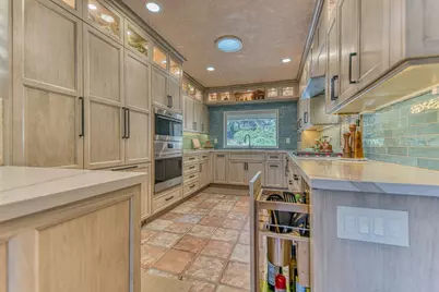 17814 Gail Ct, Salinas, CA 93907 - Photo 31