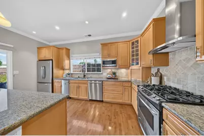 1074 Lorenzo Ct, Seaside, CA 93955 - Photo 17