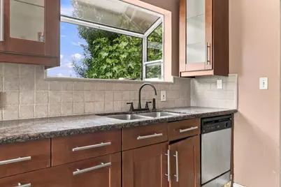 22218 Prospect St, Hayward, CA 94541 - Photo 35
